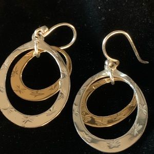 Two tone drop dangle fashion earrings